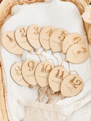 Newborn Baby Boy Photography 12pcs Letter Graphic Monthly Milestones Prop